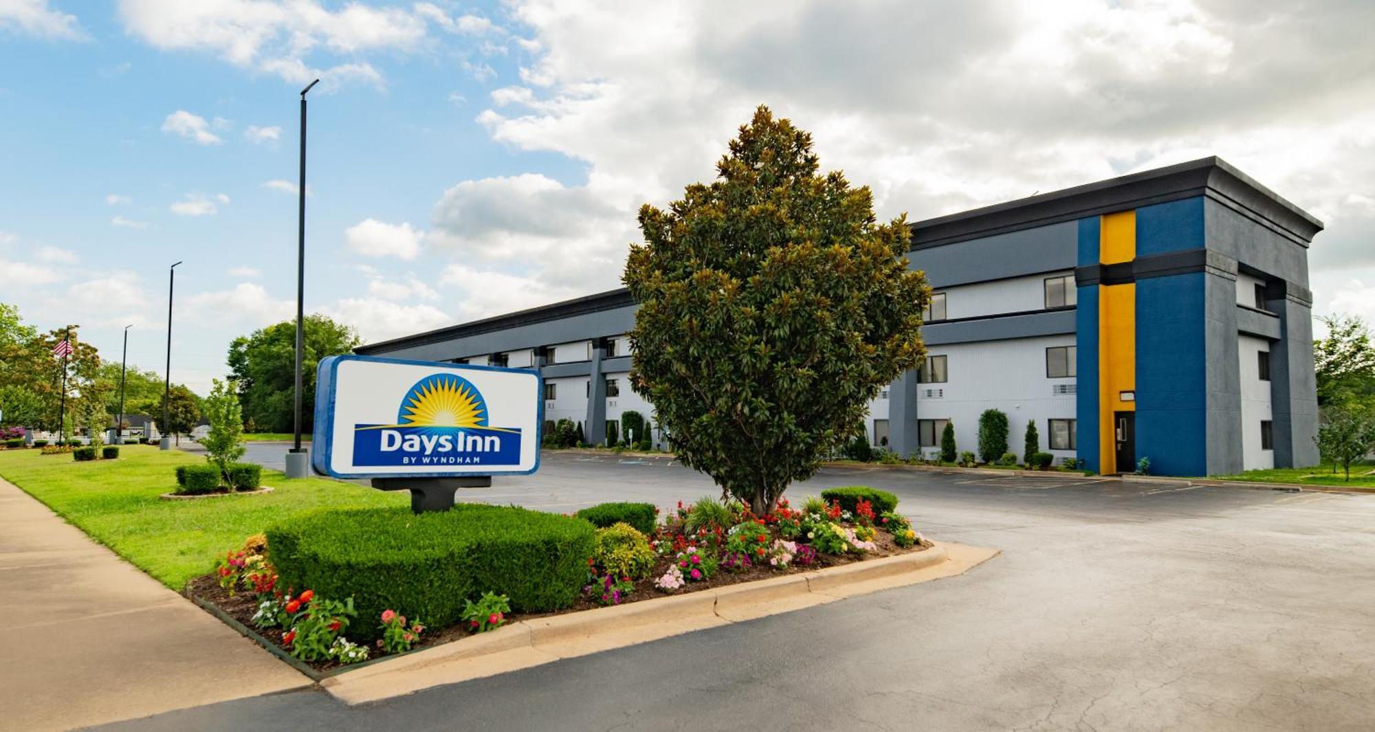 Days Inn By Wyndham Форт-Смит Экстерьер фото
