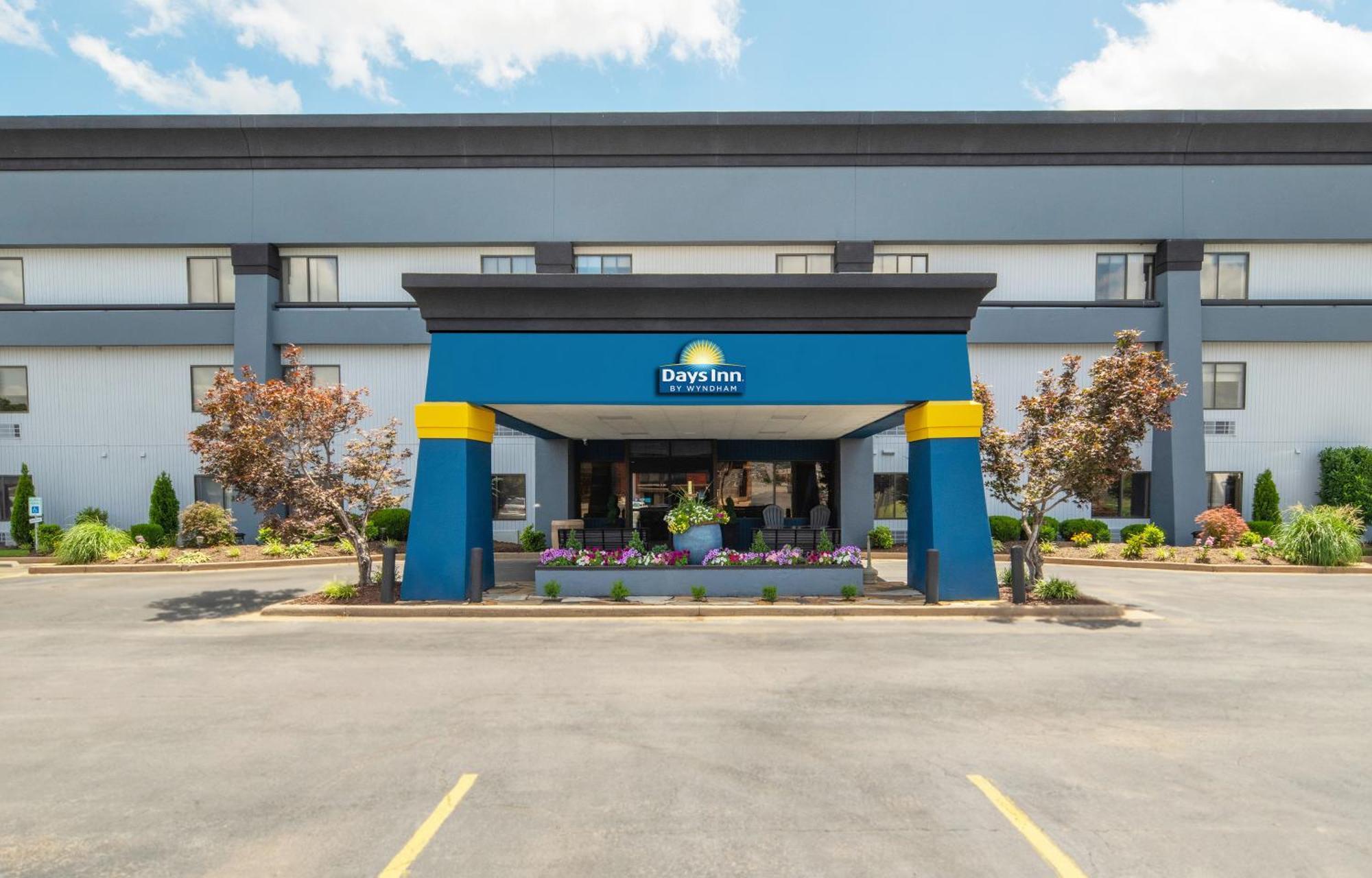 Days Inn By Wyndham Форт-Смит Экстерьер фото