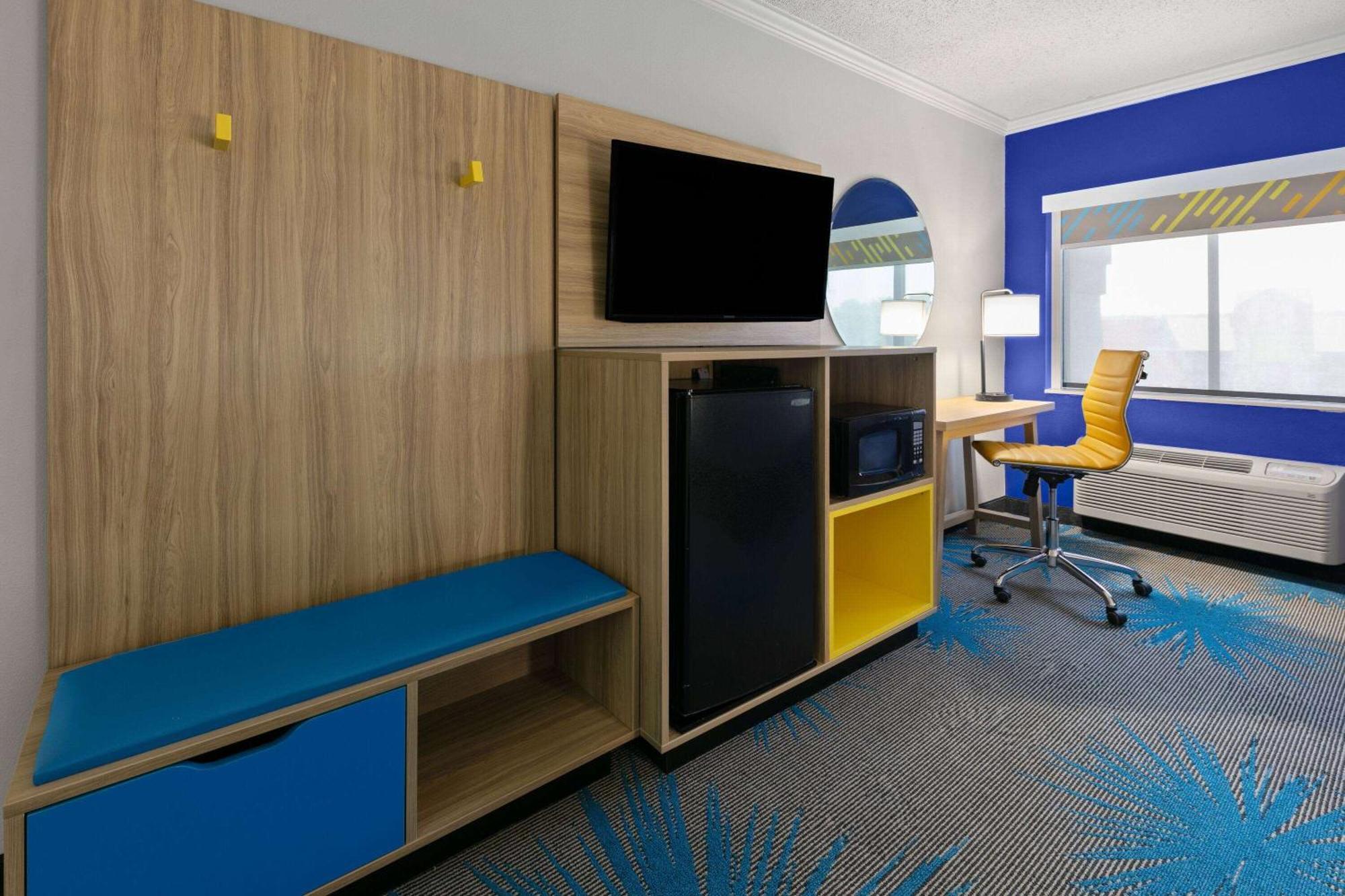 Days Inn By Wyndham Форт-Смит Экстерьер фото
